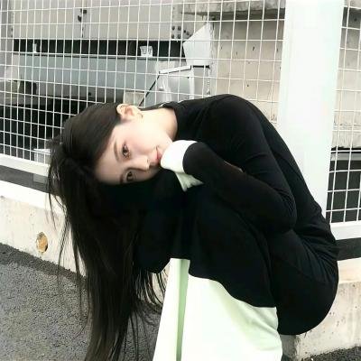 顶流爱豆深夜酒吧买醉，投资人震怒，深夜持续发酵
